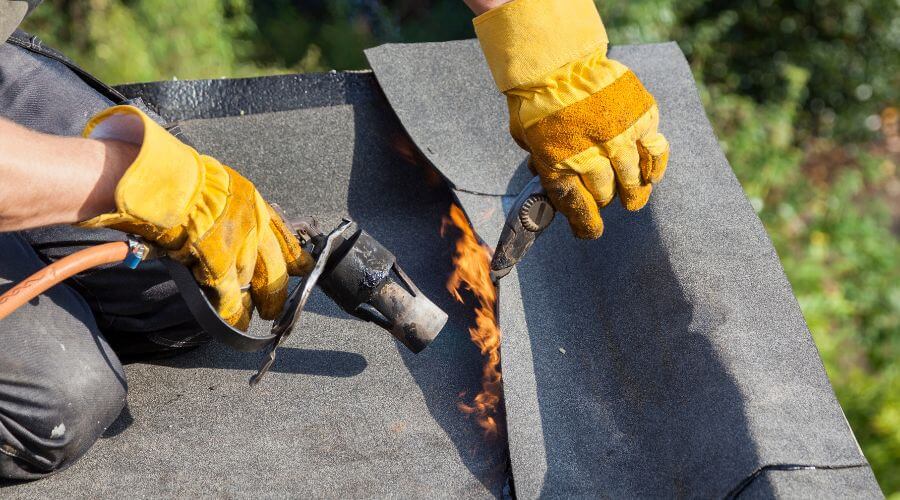 Expert Emergency Roof Repairs services in Prentiss, MS